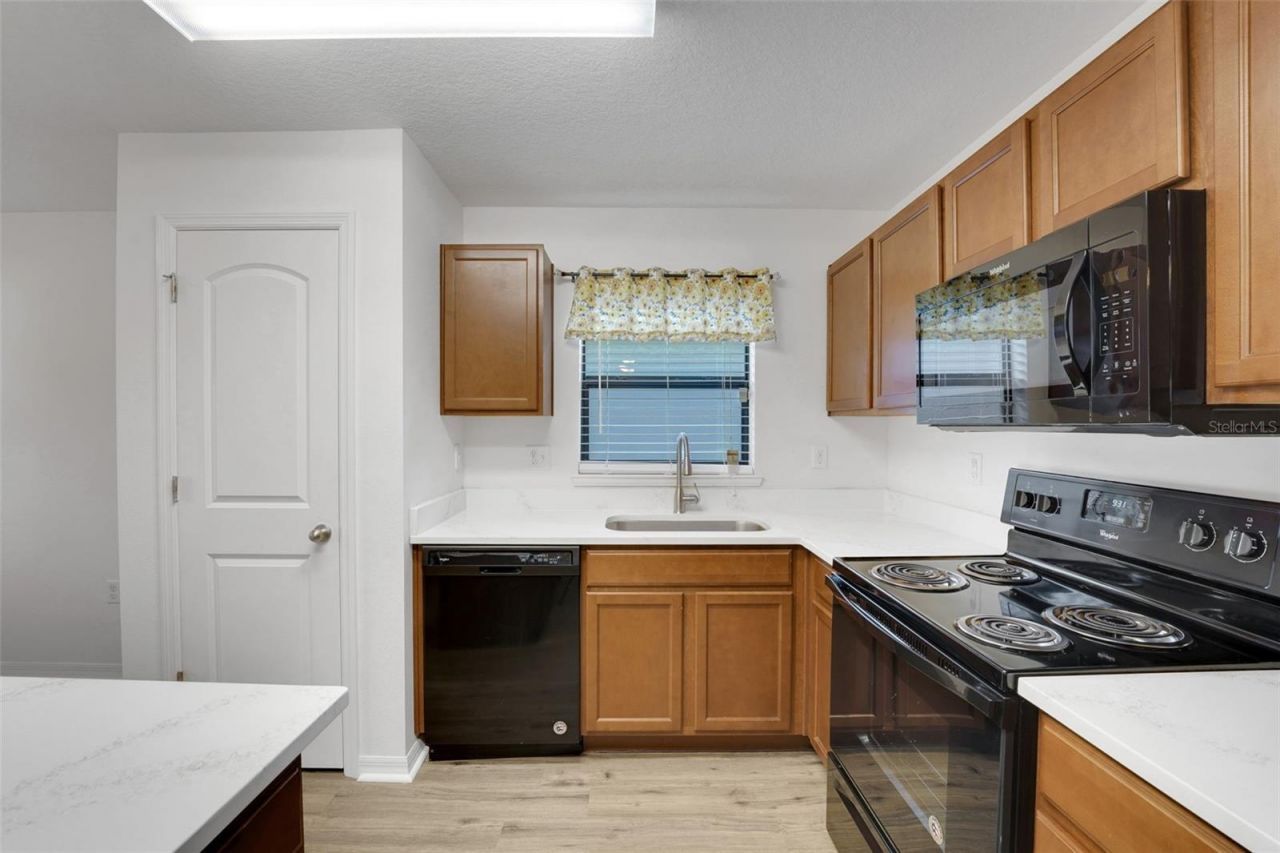 2659 Rotherham Road , Tavares, FL 32778 Photo