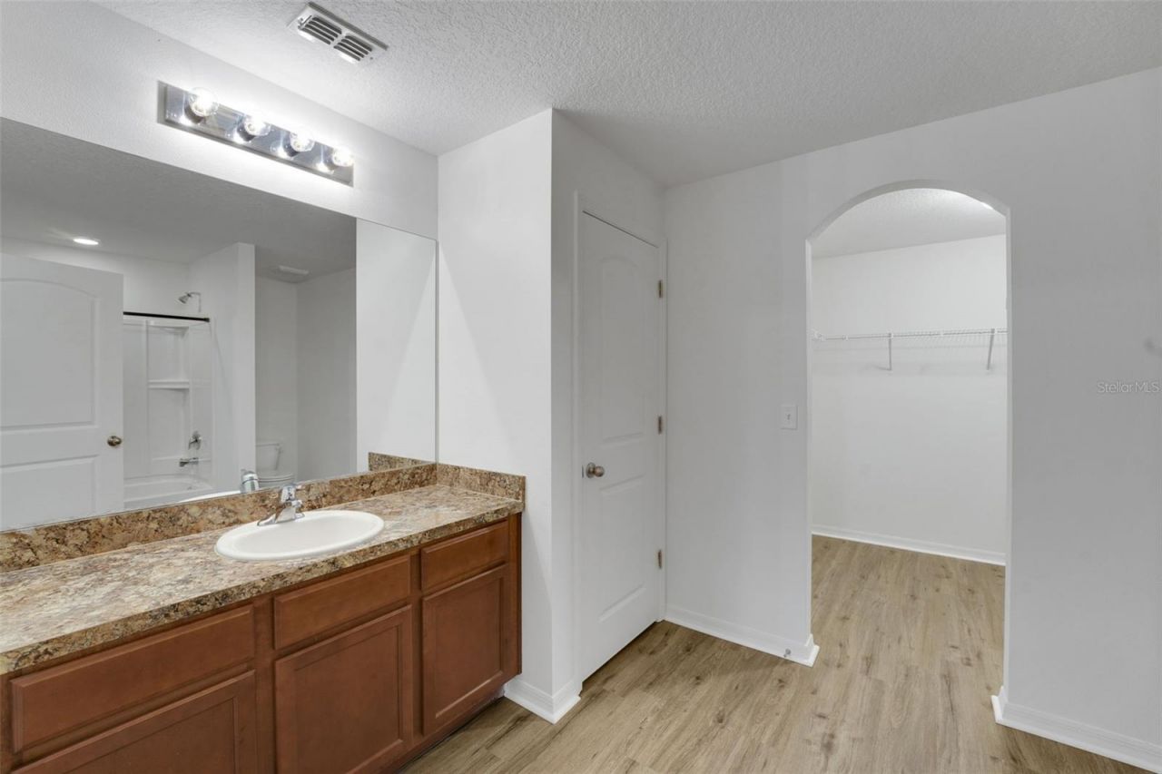 2659 Rotherham Road , Tavares, FL 32778 Photo