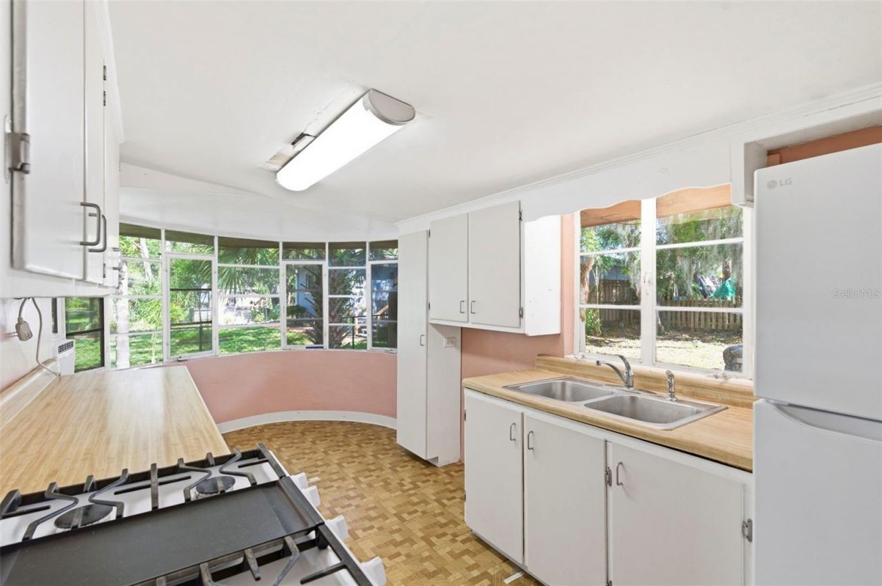 5651 Monroe Street, New Port Richey, FL 34653 Photo