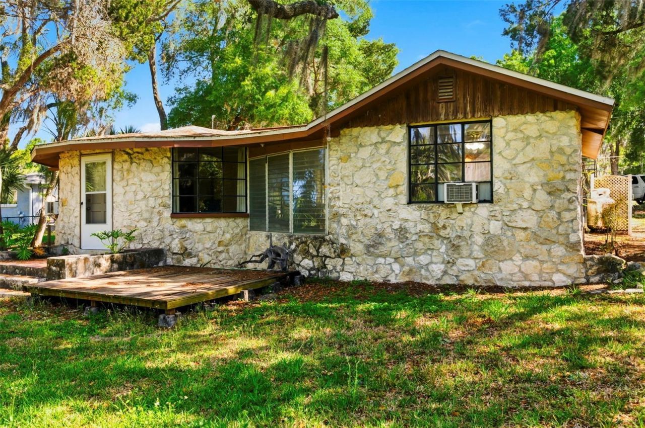 5651 Monroe Street, New Port Richey, FL 34653 Photo