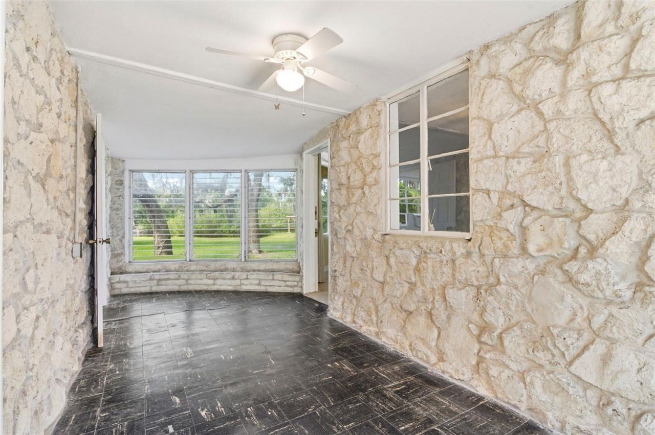 5651 Monroe Street, New Port Richey, FL 34653 Photo