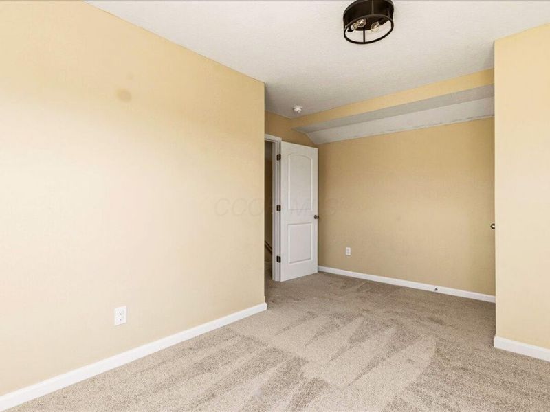 5648 Long Branch Place, Columbus, OH 43228 Photo 22