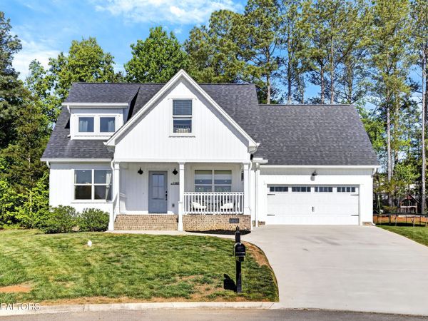 1360 NW Stone Creek Tr, Cleveland, TN 37312