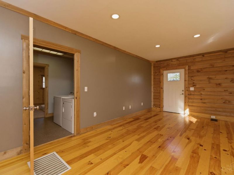 10709 Day Hill Arnheim Road, Franklin Twp, OH 45121 Photo 10