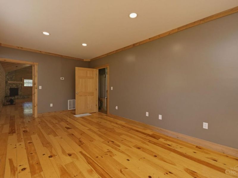 10709 Day Hill Arnheim Road, Franklin Twp, OH 45121 Photo 11