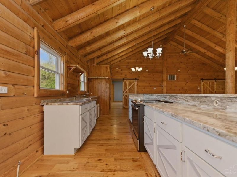 10709 Day Hill Arnheim Road, Franklin Twp, OH 45121 Photo 19