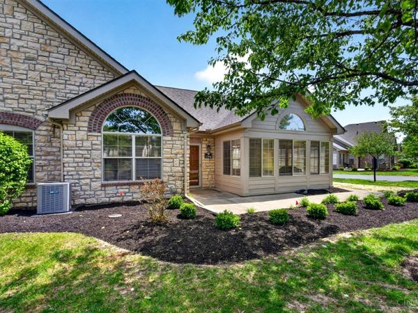 1364 Cotswold Lane, Hamilton, OH 45013