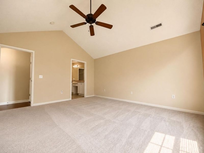 1364 Cotswold Lane, Hamilton, OH 45013 Photo 14