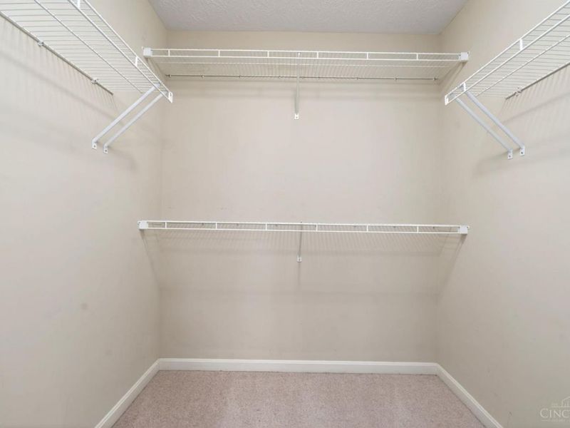 1364 Cotswold Lane, Hamilton, OH 45013 Photo 18