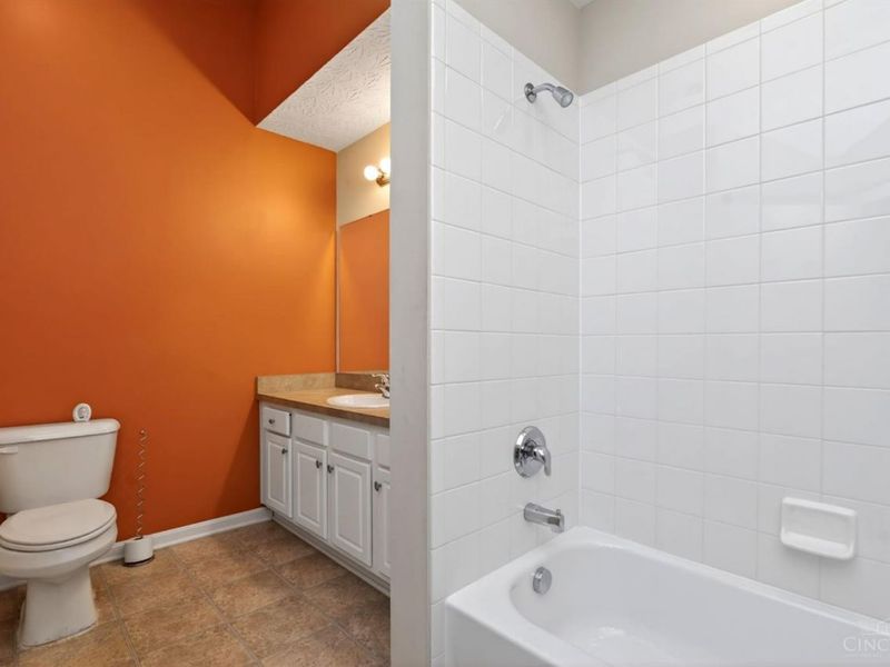 1364 Cotswold Lane, Hamilton, OH 45013 Photo 22