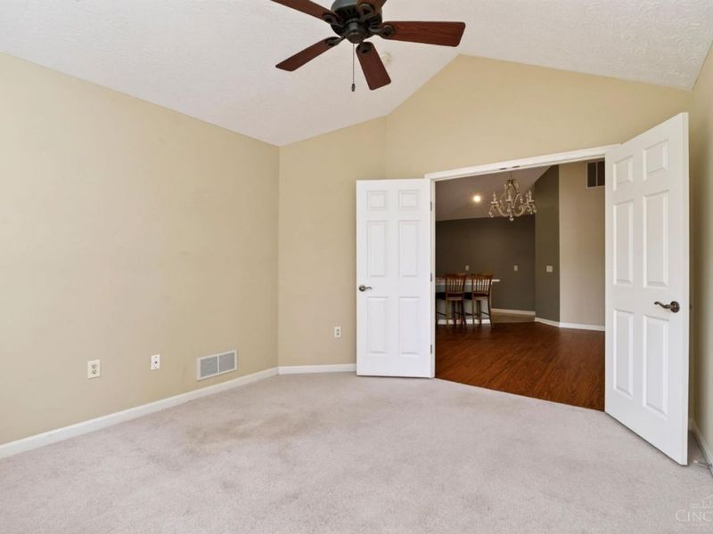 1364 Cotswold Lane, Hamilton, OH 45013 Photo 24