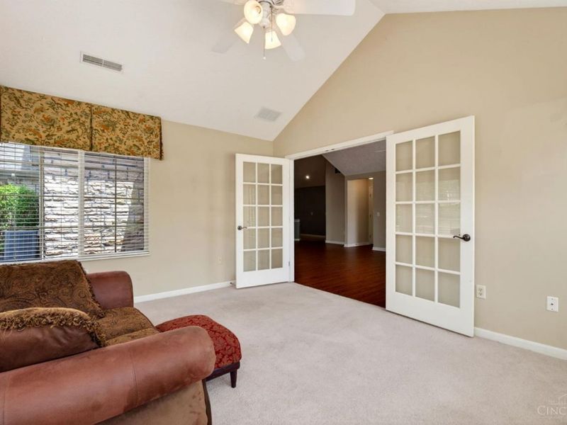 1364 Cotswold Lane, Hamilton, OH 45013 Photo 7