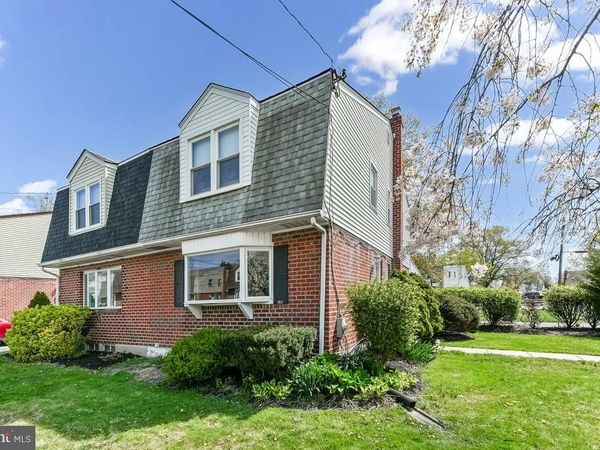 1016 7TH AVENUE , FOLSOM, PA 19033
