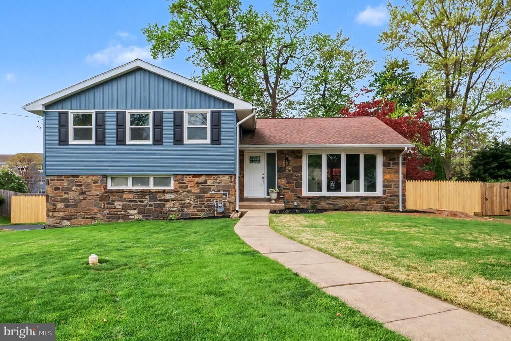 7804 LOUISE LANE , WYNDMOOR, PA 19038