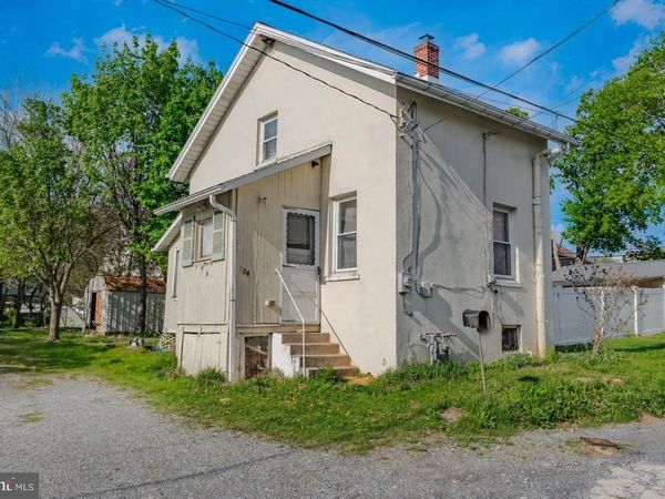 920 E JUNIATA STREET , ALLENTOWN, PA 18103