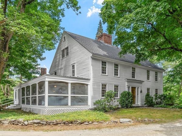 573 Longley Rd, Groton, MA 01450