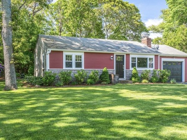 13 Carol Ln, Harwich, MA 02671