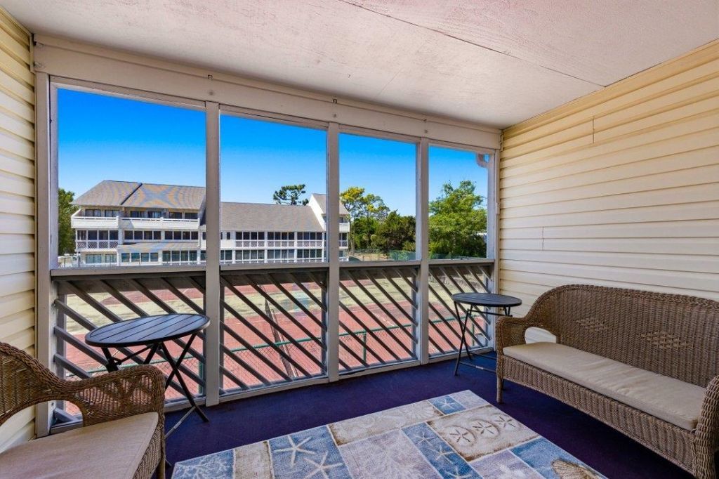 1100 Possum Trot Rd. Photo 14