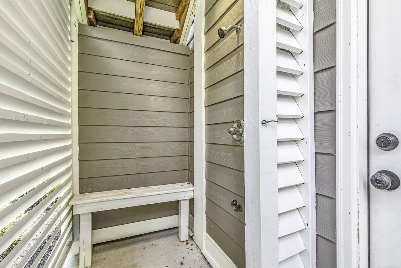 6 Cottage Dr.  Photo 29