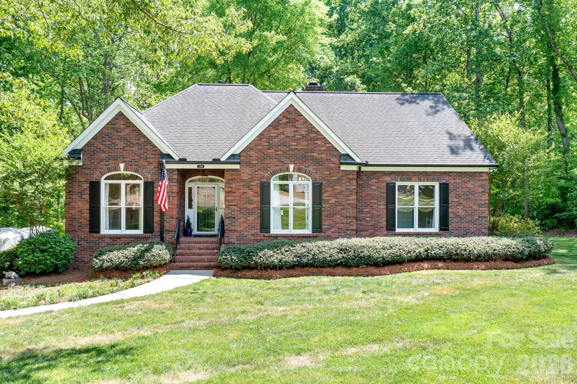 199 Buckingham Place Road, Mooresville, NC 28115 Main Photo