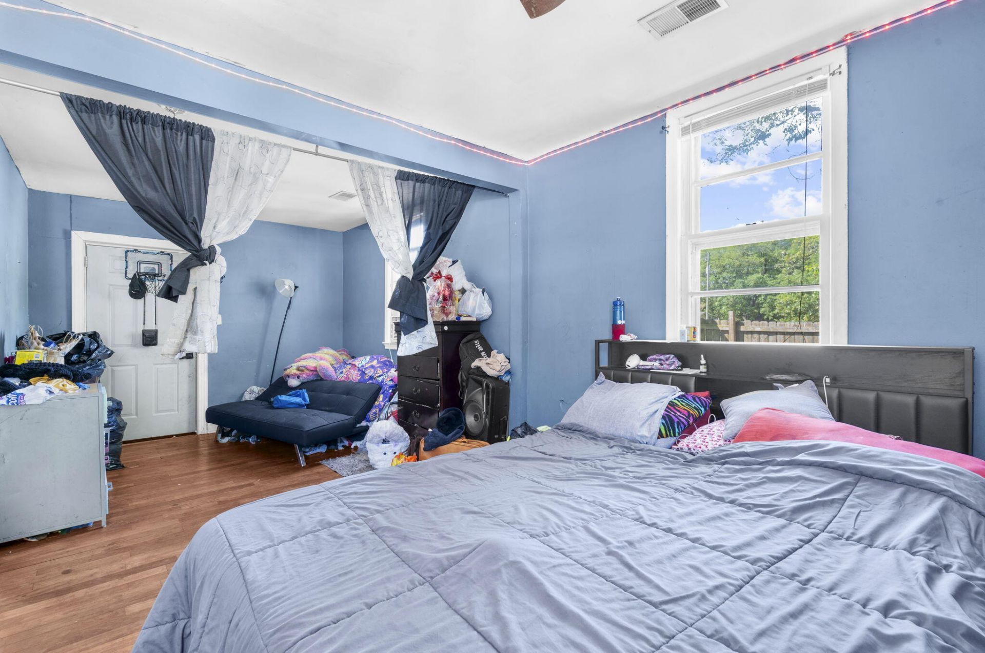 5869 Kirkwood Avenue Photo 10