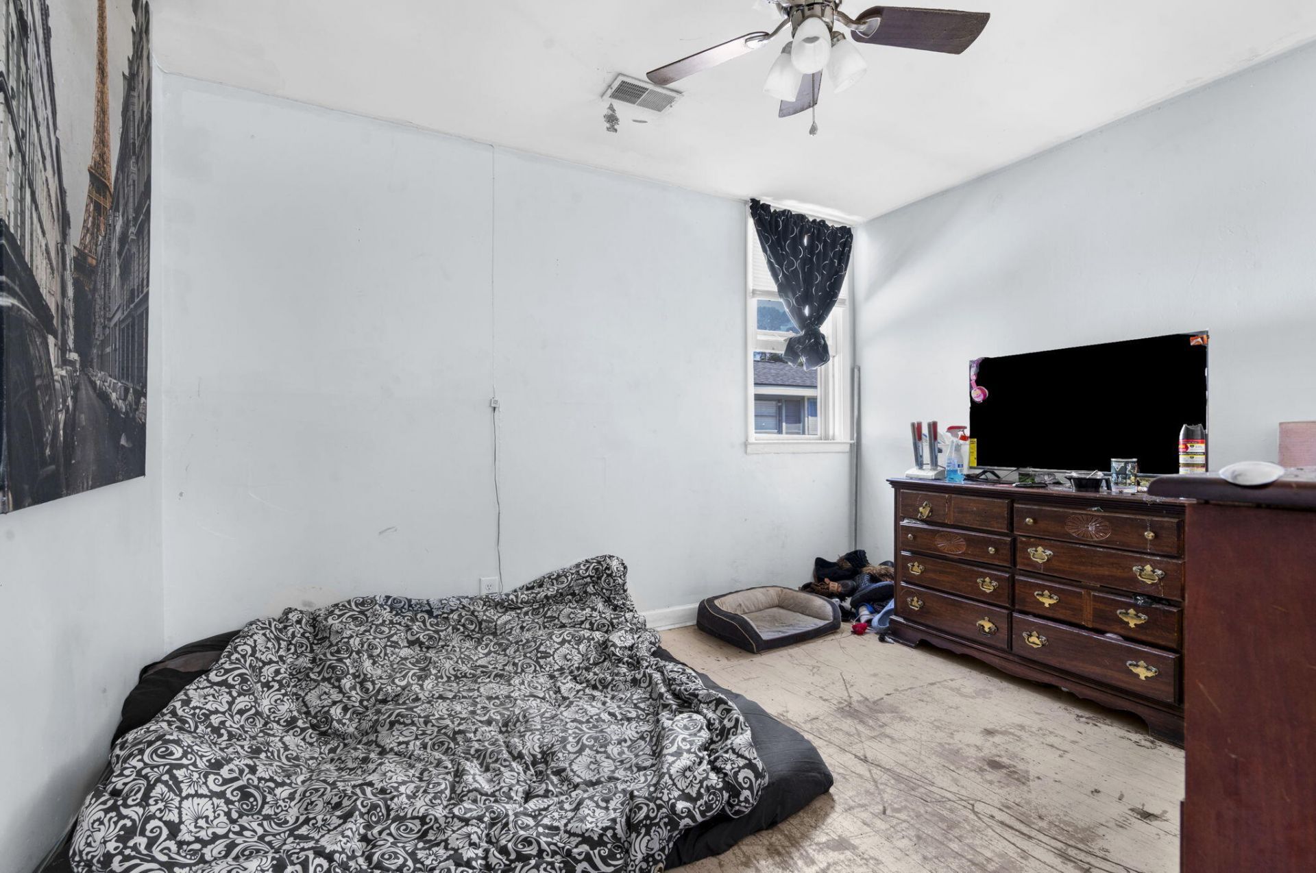 5869 Kirkwood Avenue Photo 6