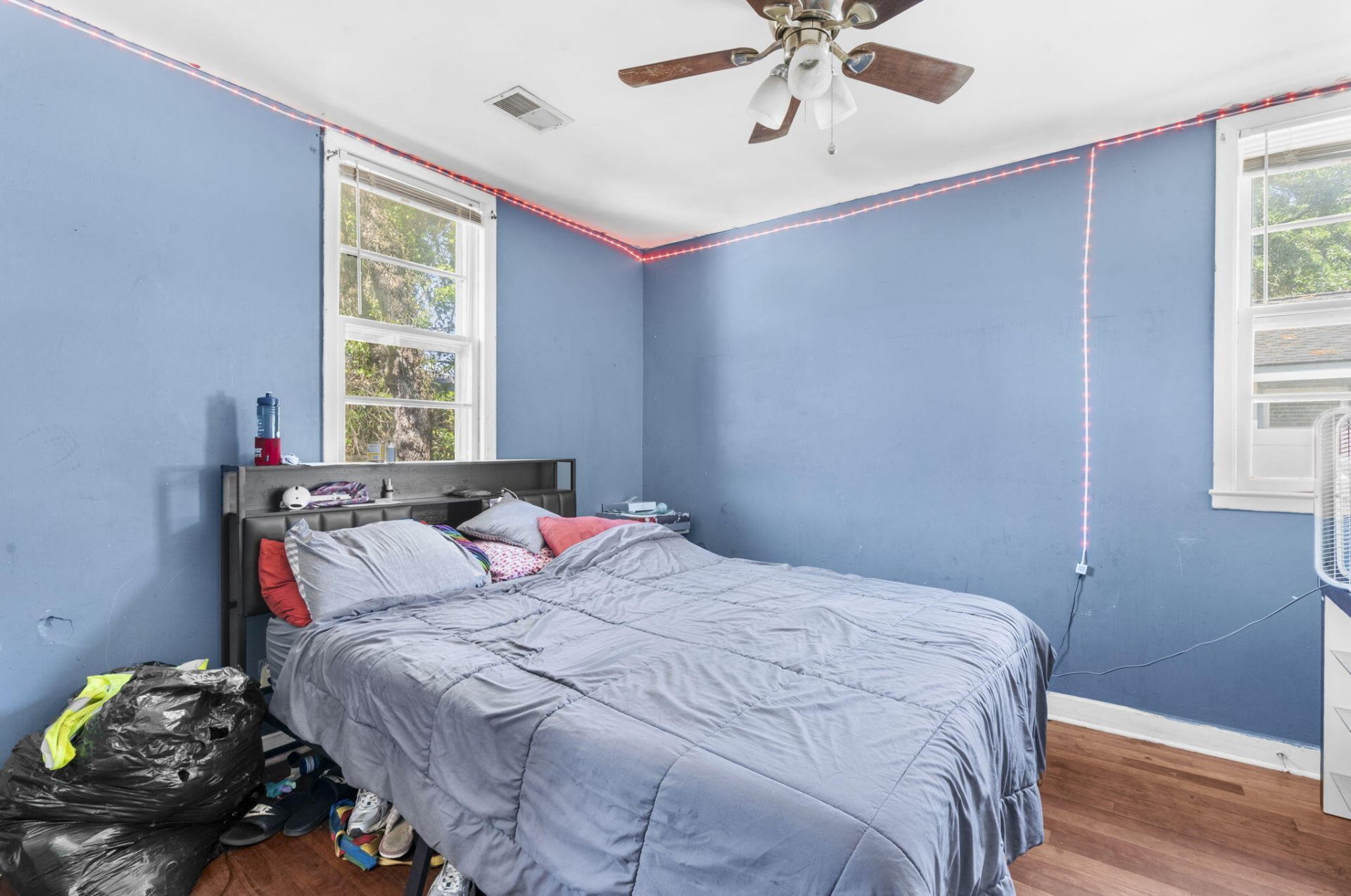 5869 Kirkwood Avenue Photo 9