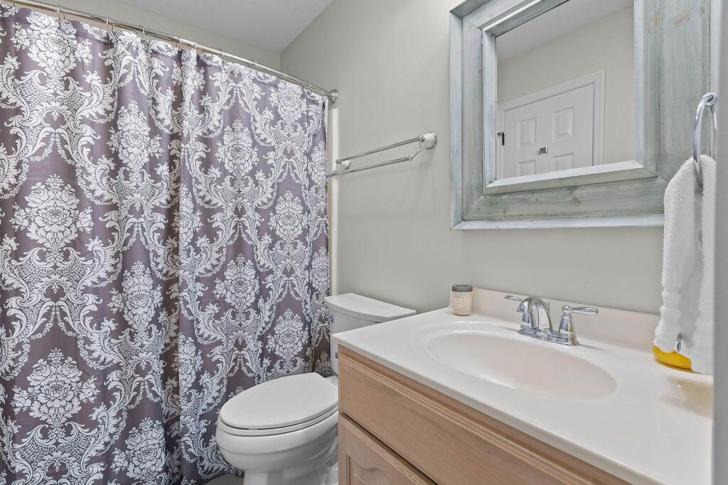 2469 Racquet Club Drive Photo 24