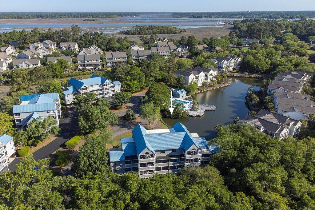 2469 Racquet Club Drive Photo 32