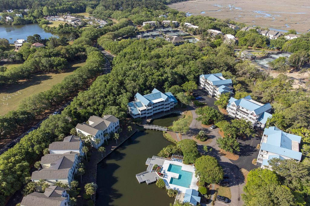 2469 Racquet Club Drive Photo 41