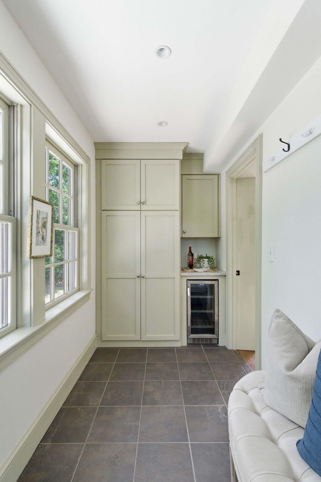 32 Jamestown Road Photo 18