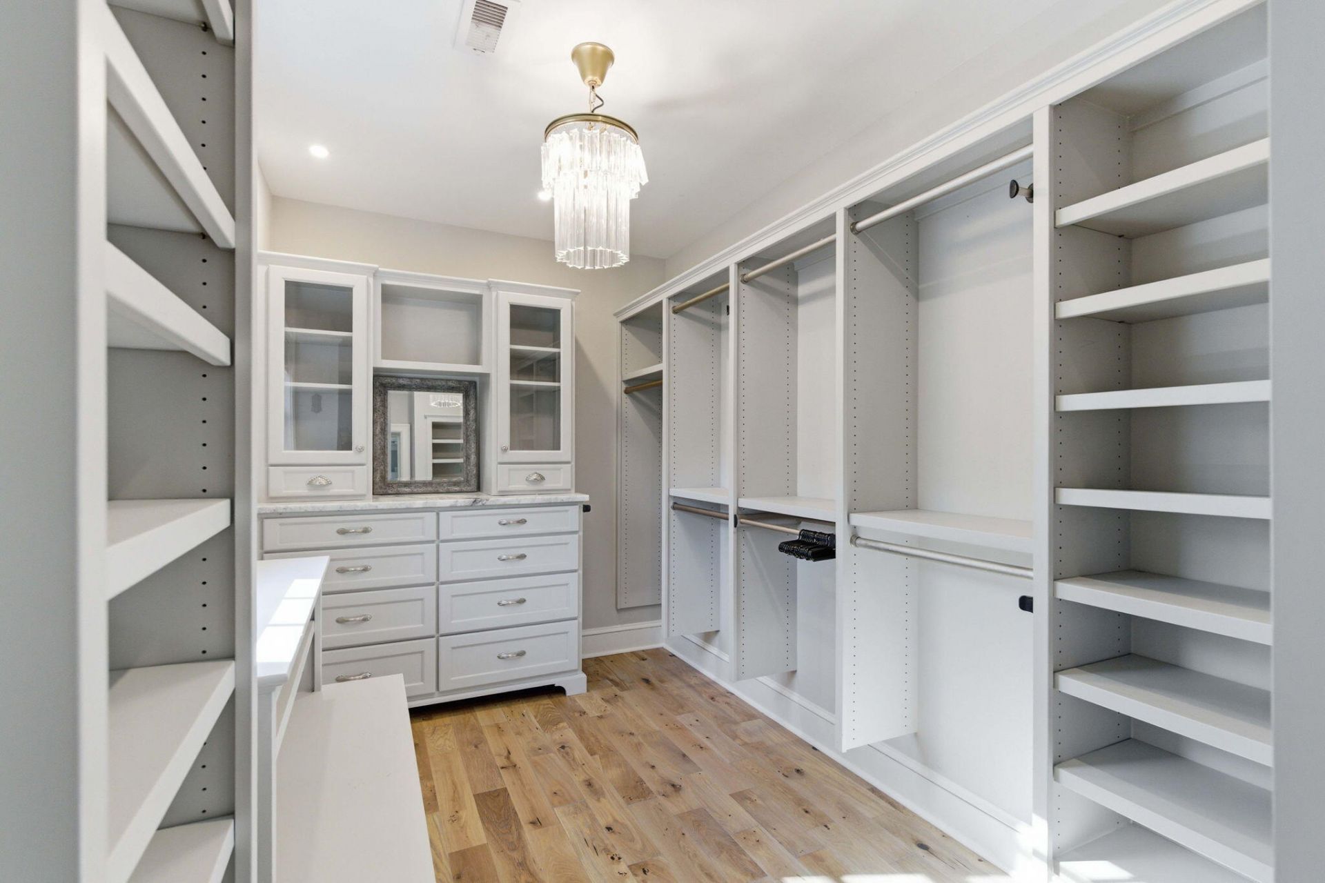 32 Jamestown Road Photo 42