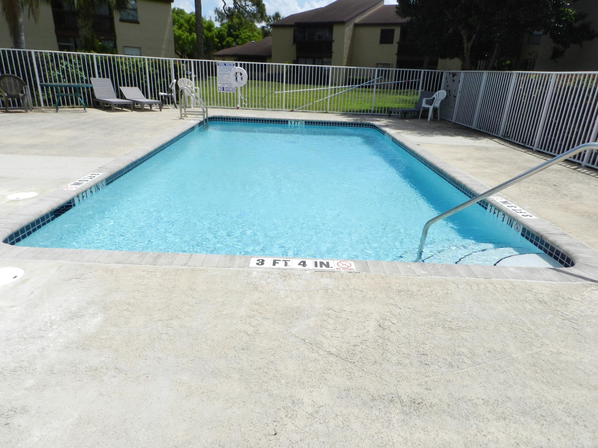 1110 E Lakeview Dr Drive E, Royal Palm Beach, FL 33411 Photo