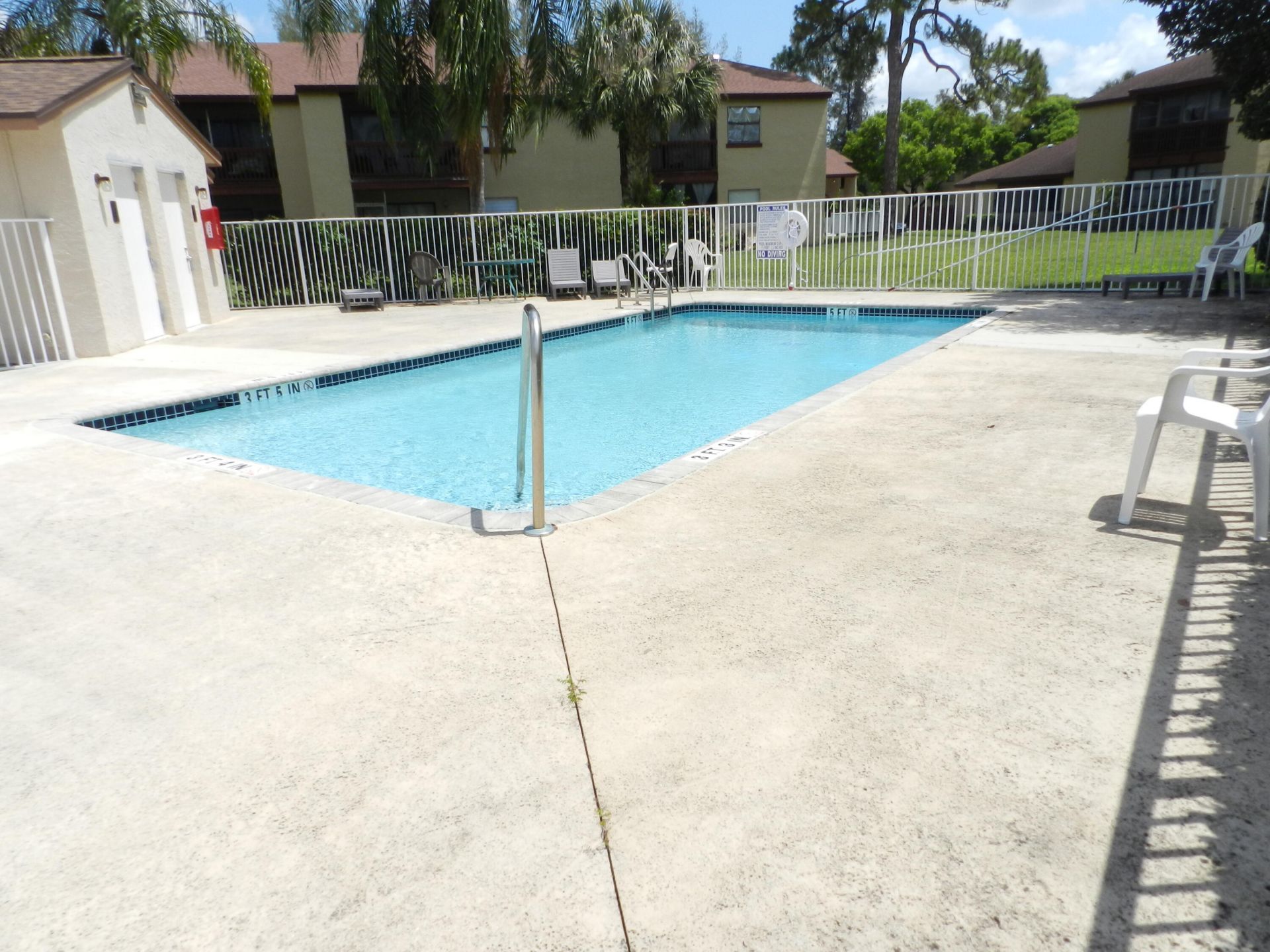 1110 E Lakeview Dr Drive E, Royal Palm Beach, FL 33411 Photo