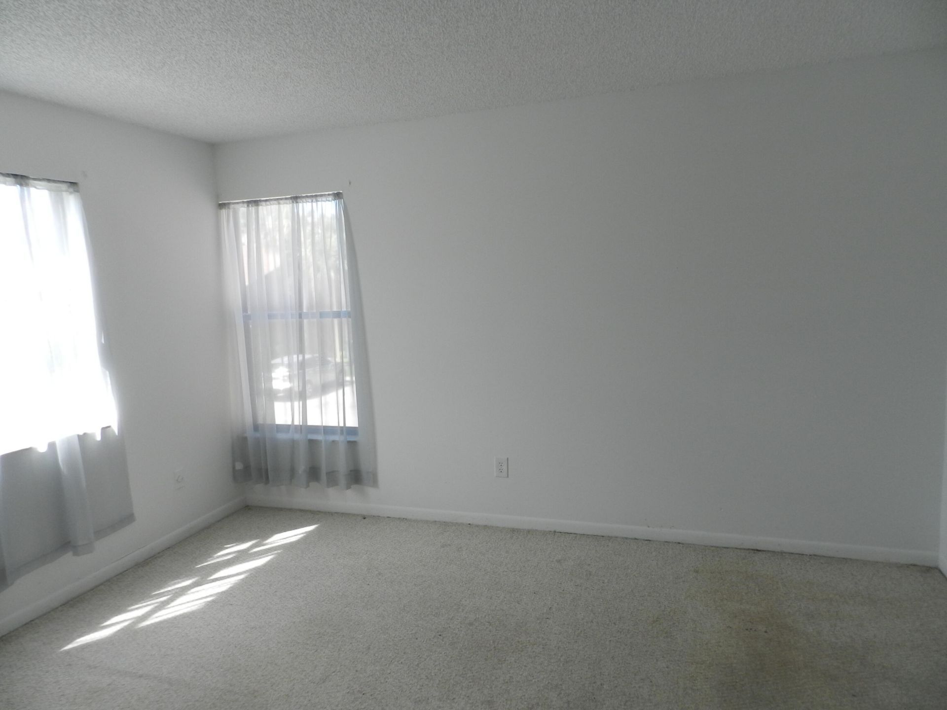 1110 E Lakeview Dr Drive E, Royal Palm Beach, FL 33411 Photo