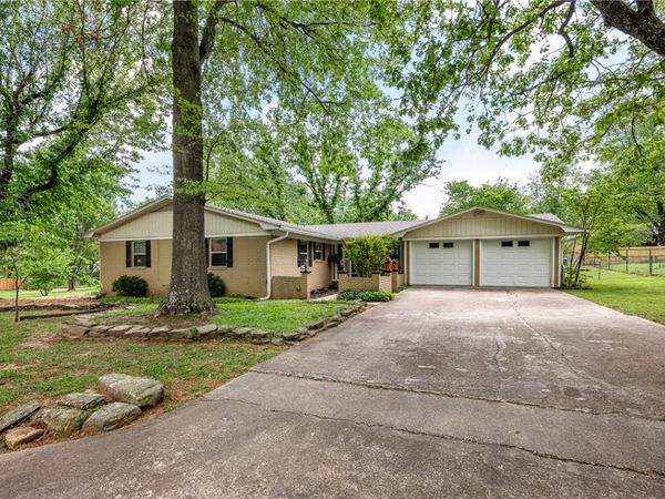2917 Mayberry Lane , Fayetteville, AR 72703
