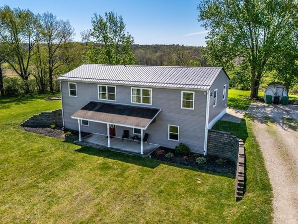 4199 Hopewell Indian Road NW, Glenford, OH 43739