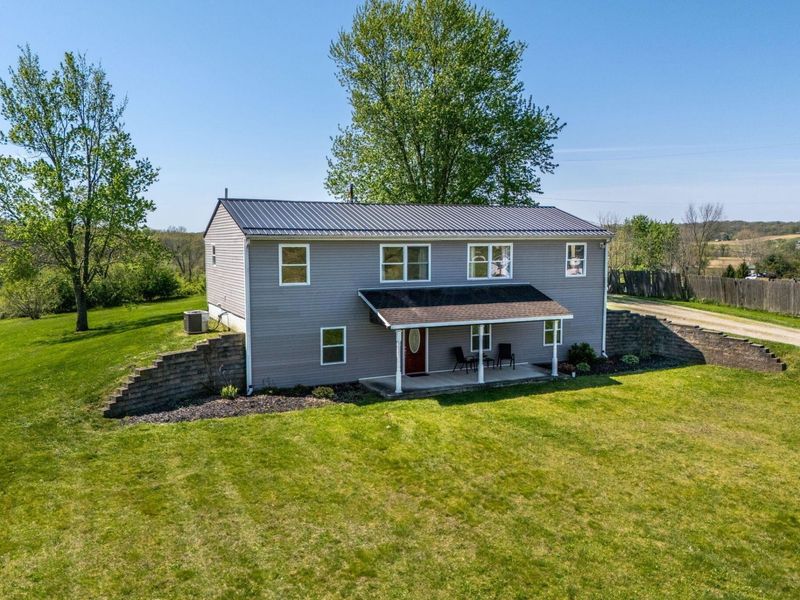 4199 Hopewell Indian Road NW, Glenford, OH 43739 Photo 4