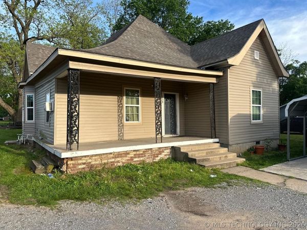 238 S 7th Street, Okmulgee, OK 74401