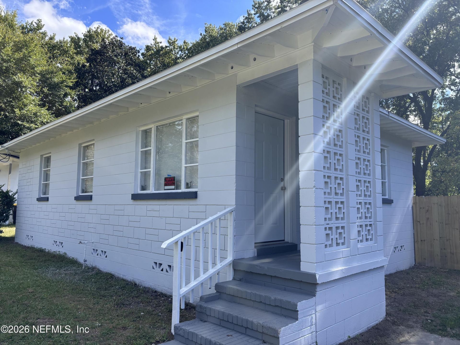 6244 Pettiford Drive W, Jacksonville, FL 32209 Main Photo