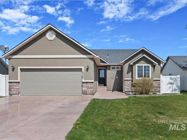 2543 Denali Dr, Burley, ID 83318