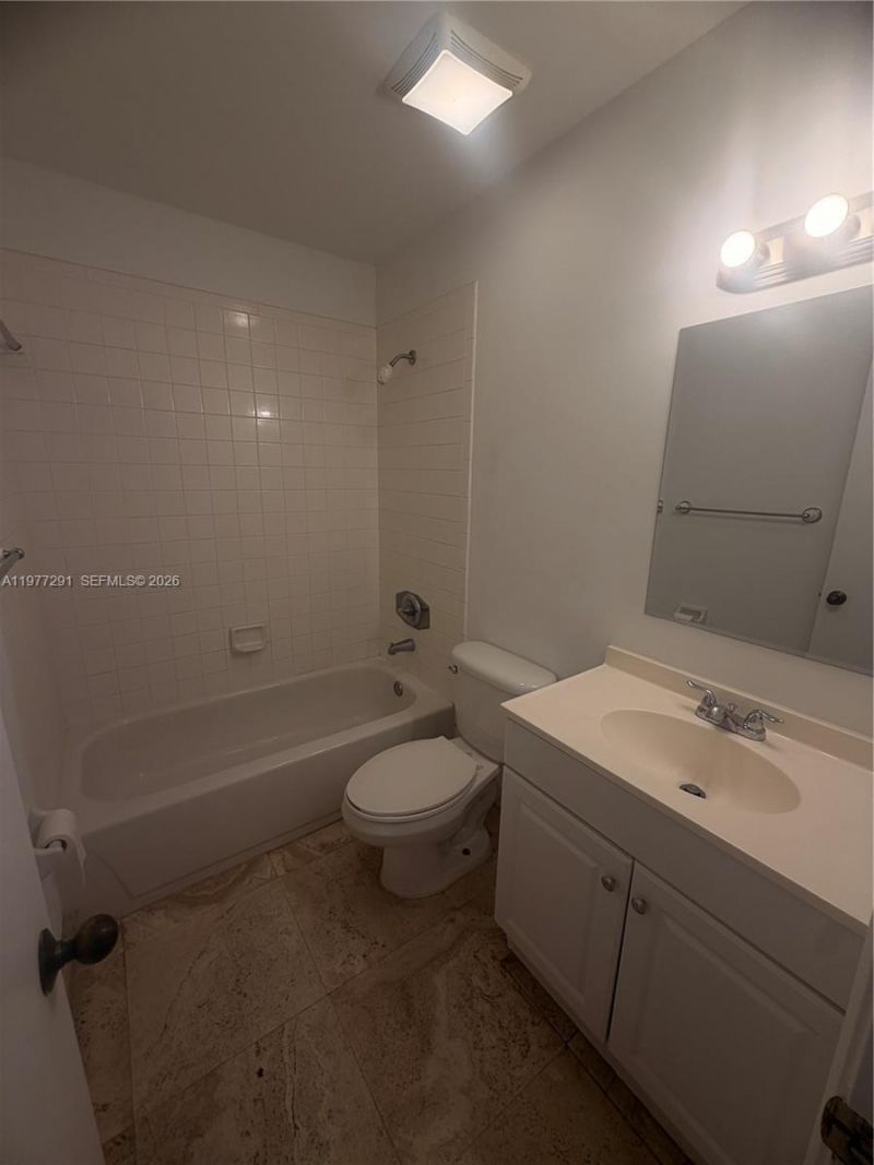 8811 SW 123rd Ct, Unit 203-1, Miami, FL 33186 Photo
