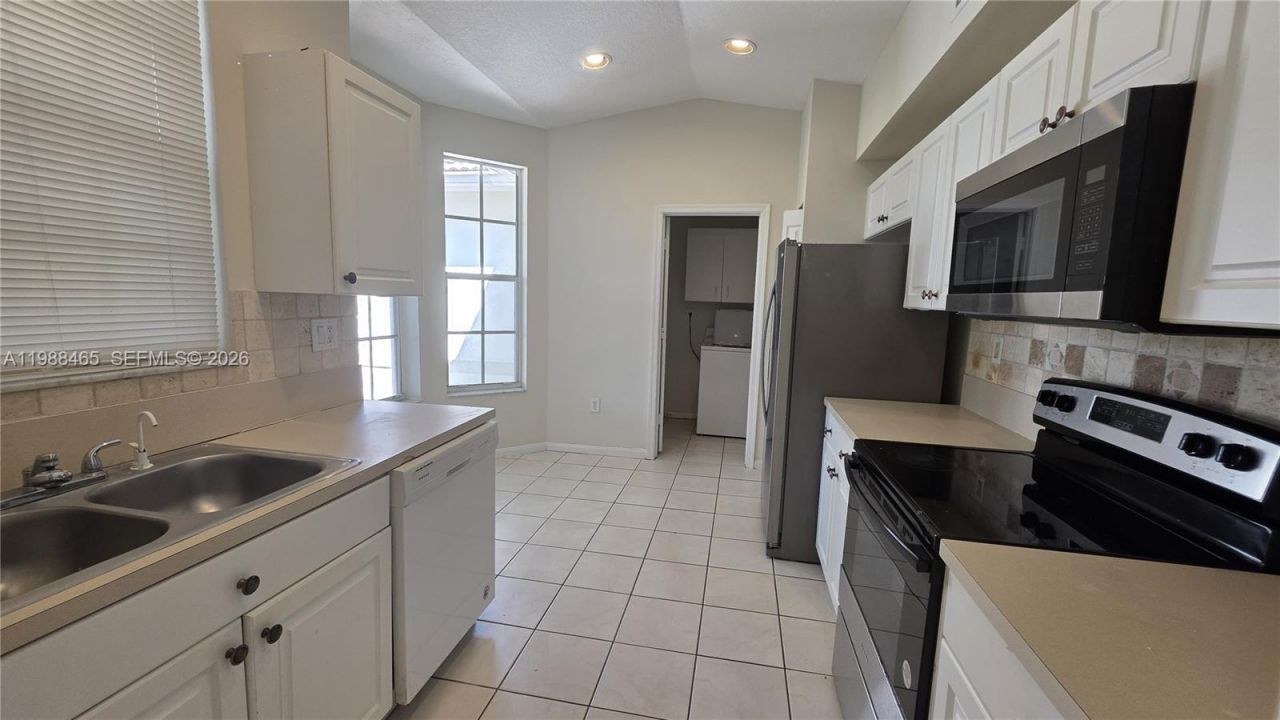 18741 SW 25th Ct , Miramar, FL 33029 Photo