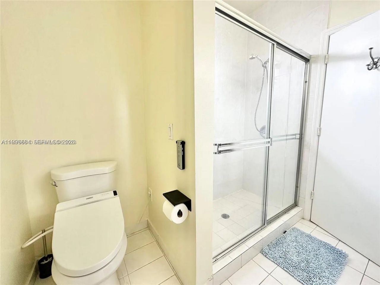 10679 SW 6th St, Unit 902, Pembroke Pines, FL 33025 Photo
