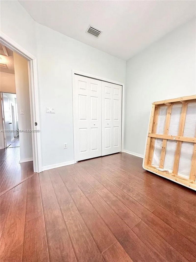 10679 SW 6th St, Unit 902, Pembroke Pines, FL 33025 Photo
