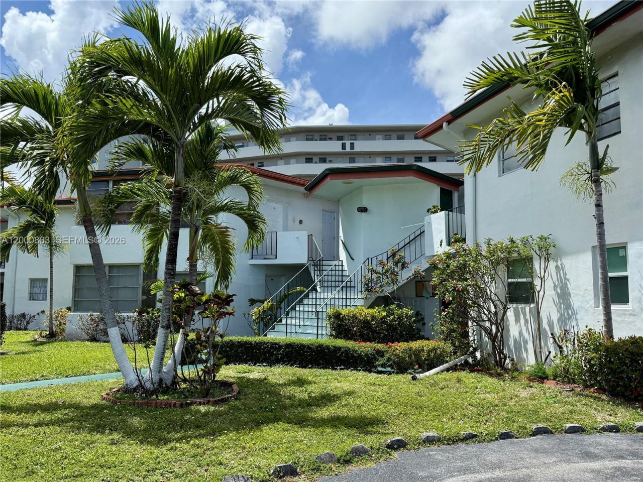 18750 NE 18th Ave , Unit 251, Miami, FL 33179 Photo