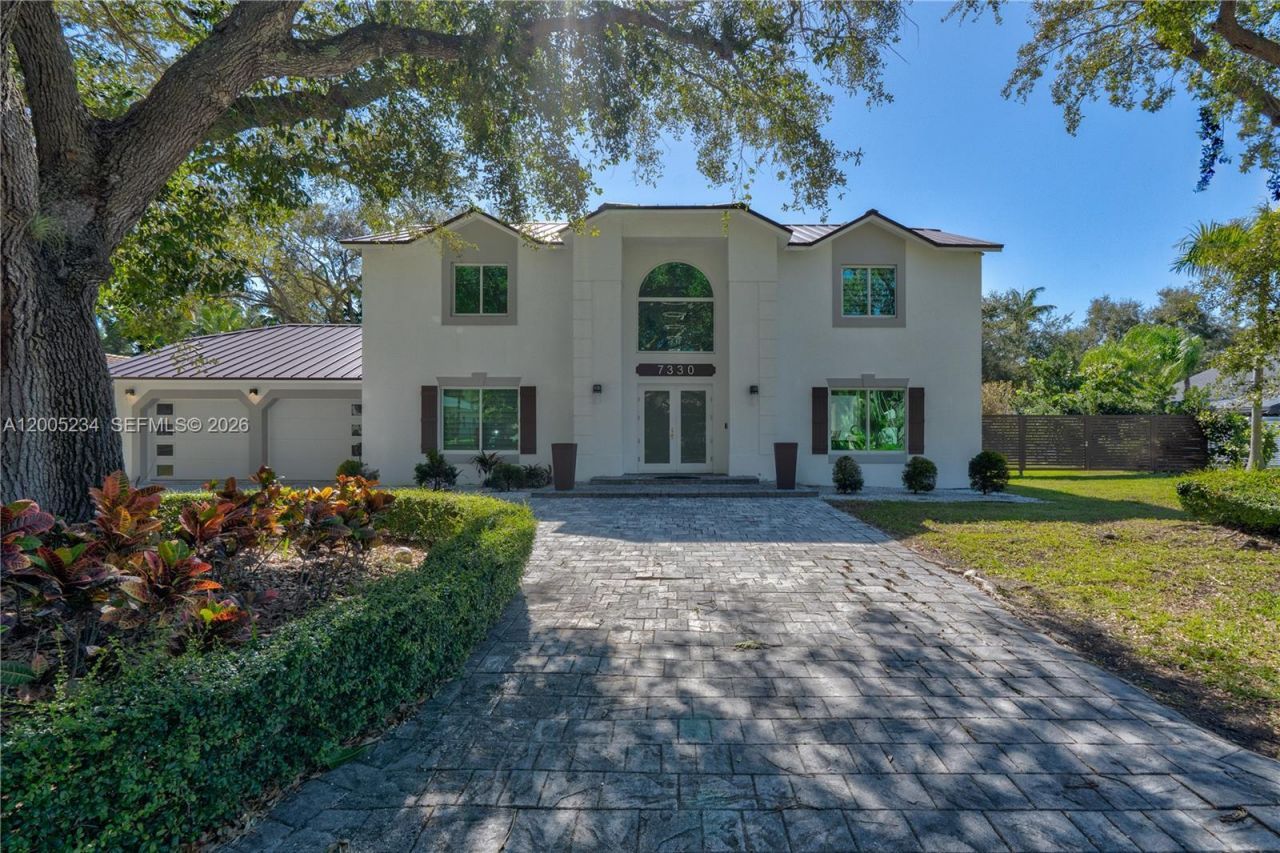 7330 SW 165th St, Palmetto Bay, FL 33157 Photo