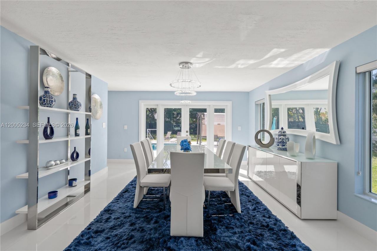 7330 SW 165th St, Palmetto Bay, FL 33157 Photo