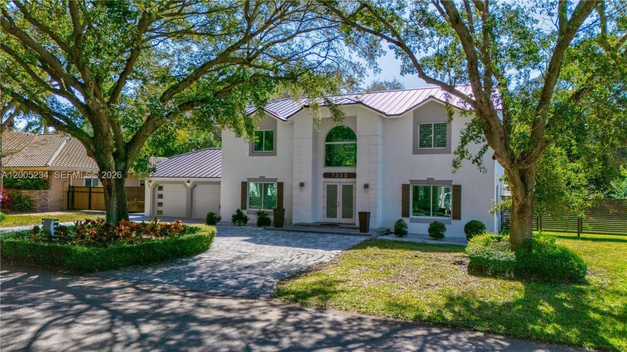7330 SW 165th St, Palmetto Bay, FL 33157 Photo