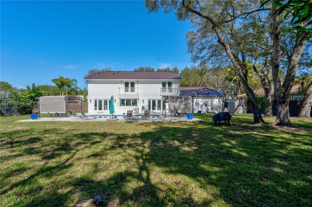 7330 SW 165th St, Palmetto Bay, FL 33157 Photo